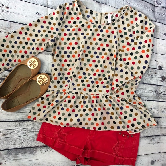 Peplum Blouse with back zipper detail - Picture 4 of 4